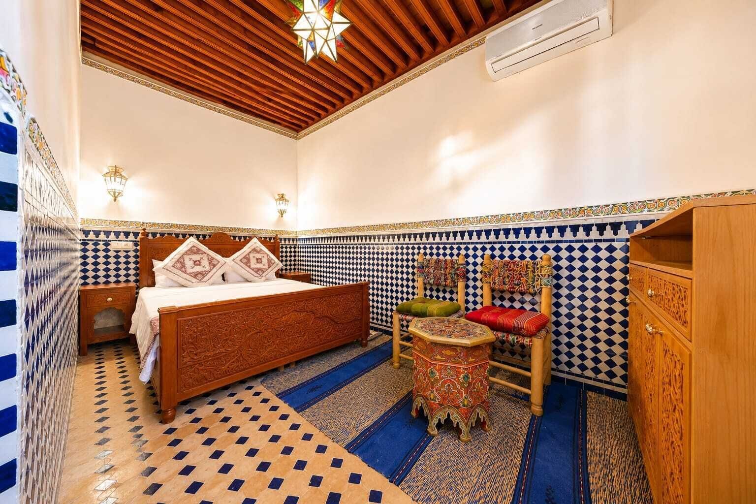 Habitación Confort doble | Wifi gratis y ropa de cama