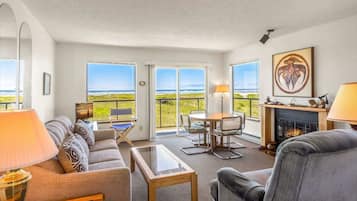 TV, fireplace, offices