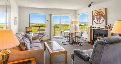Hi-Tide Resort, Dogs OK, Sleeps 6, Unit 16