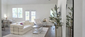 Spacious private home in Cleveland, TX. Sleeps 6-8. Huge backyard for gatherings