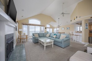 Living area - 5590 - Sand Hills South, Soundfront 6BR, 4BA Nags Head retreat for 12. (Nags Head)