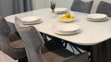 Apartment, 2 Schlafzimmer, Nichtraucher, Küche | Wohnbereich
