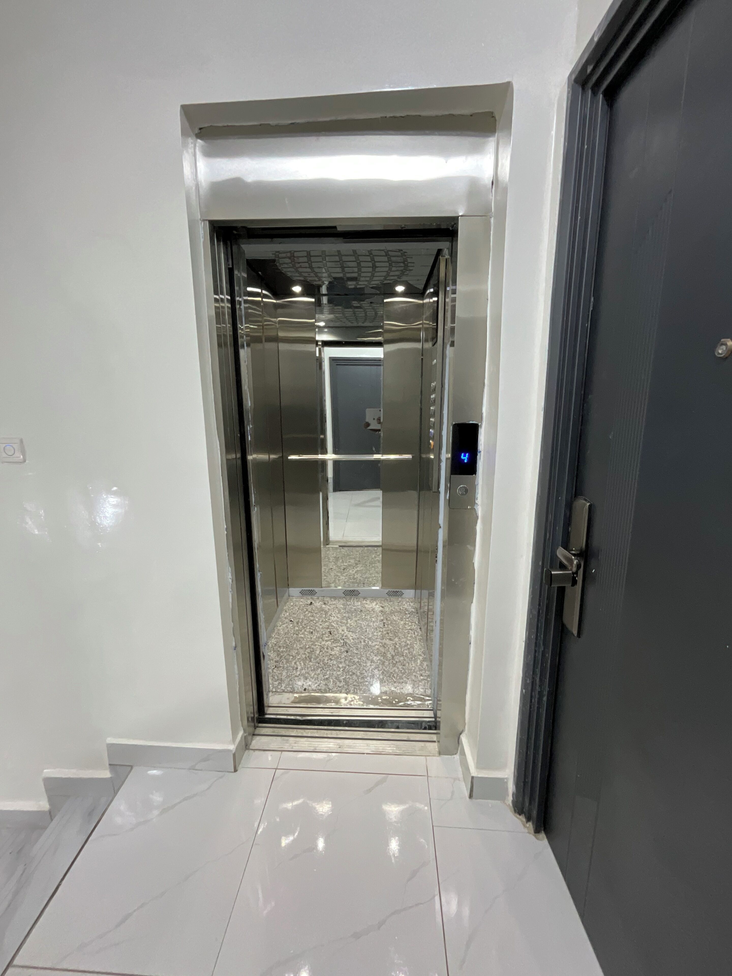 Elevator