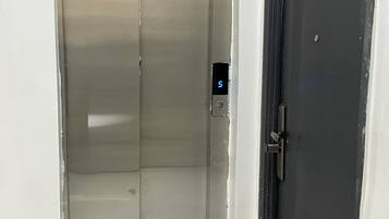 Elevator