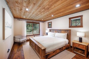 3 Schlafzimmer, Schreibtisch, Bügeleisen/Bügelbrett, kostenloses WLAN