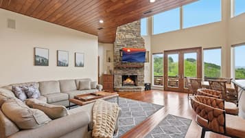 Smart TV, fireplace, foosball, table tennis