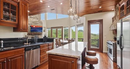 Mount Ever After-Mountain home with hot tub, game room, and views