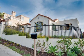Exterior - Tranquil La Jolla Village Home (San Diego)