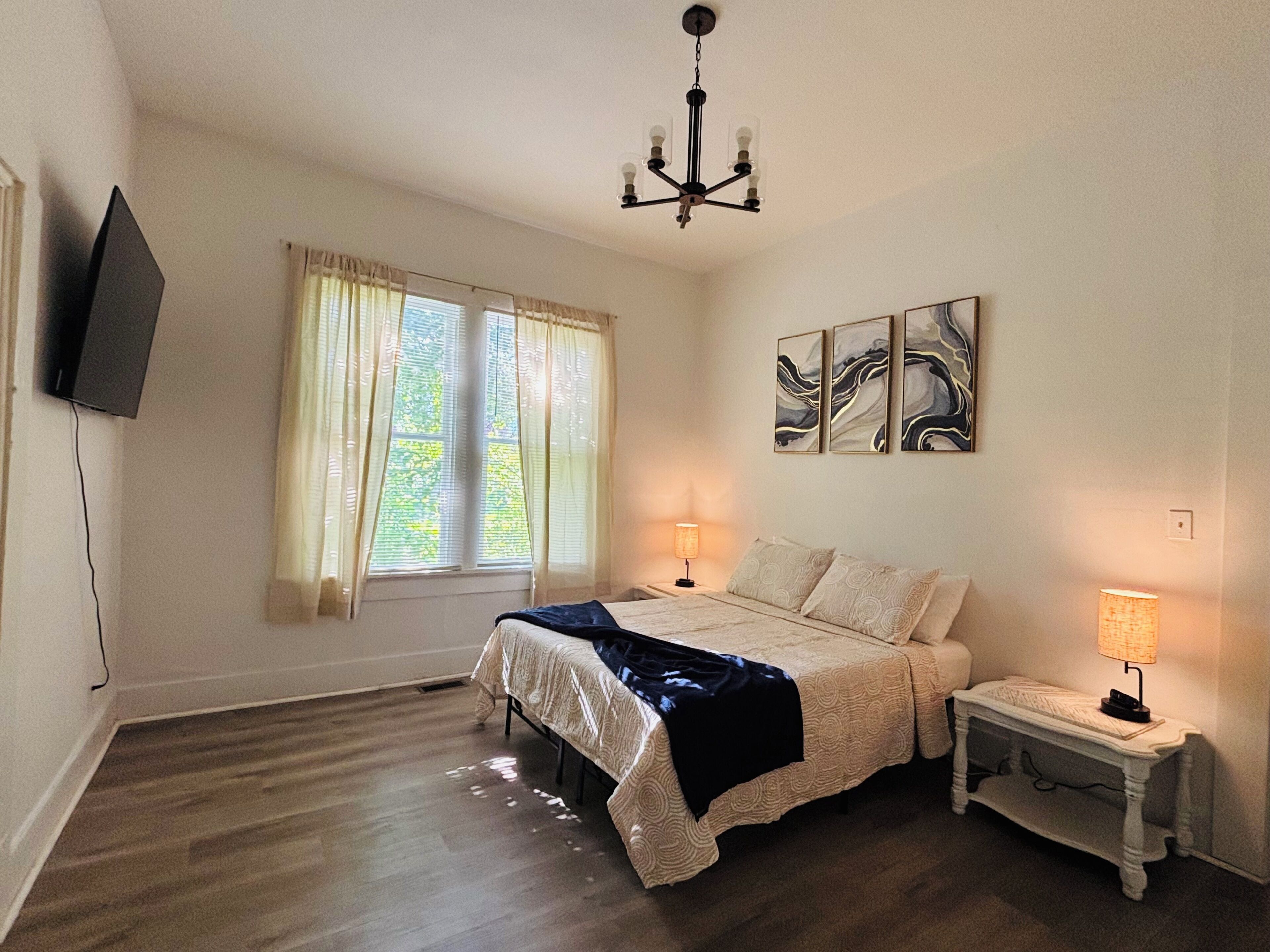 2 bedrooms, WiFi, bed sheets