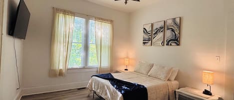 2 bedrooms, WiFi, bed sheets
