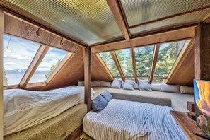 Room - Monthly Lease - Clearwater Lake View by Tahoe Getaways - Pet-Friendly 4BR in Carnelian Bay (Carnelian Bay)