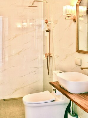 Superior Double Room, Ocean View | Bathroom - Binucot Pearl Boutique Resort (Ferrol)