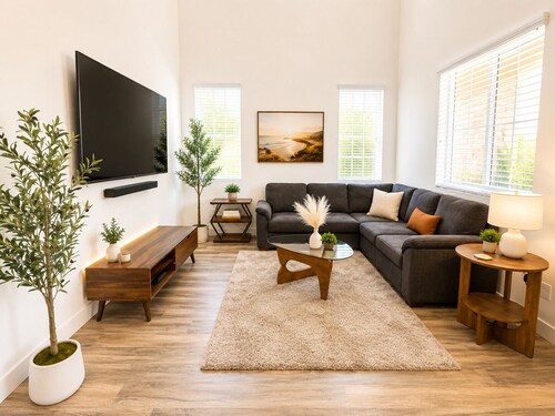 Brand new-Family Modern Family 4BR Sleep 20 Near DTLA, San Gabriel, Disney