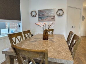 Dining - Relaxing & Modern Jervis Bay Retreat | Minutes to Beaches, Shops & Nature (Vincentia)