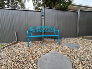 Property grounds - Relaxing & Modern Jervis Bay Retreat | Minutes to Beaches, Shops & Nature (Vincentia)