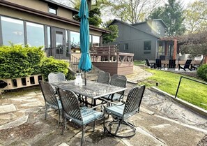 Outdoor dining - Best Views of Webster Lake! Paddleboards + Swimming (North Webster)