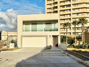 Exterior - Vrbo Property (Playas de Rosarito)