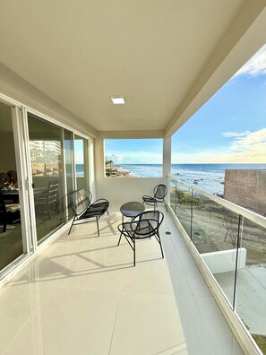 Outdoor dining - Vrbo Property (Playas de Rosarito)