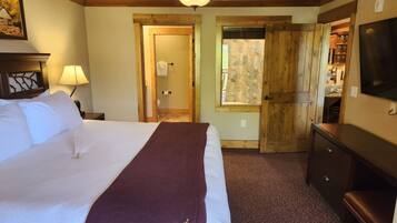 1 bedroom, iron/ironing board, WiFi (free), bed sheets