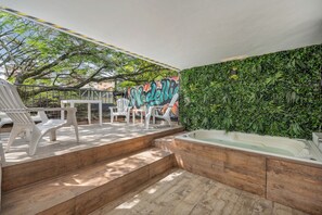 Property grounds - Encanto House in Provenza by Nowa (Medellín)