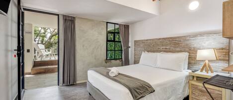 Luxury House, Private Pool | Free WiFi