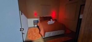 1 Schlafzimmer, Schreibtisch, Bügeleisen/Bügelbrett, kostenloses WLAN