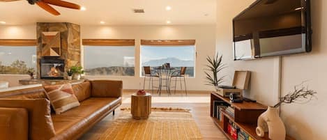 TV, fireplace, stereo