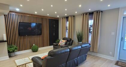 Spacious 4-bedroom house in serene Carlisle with AC