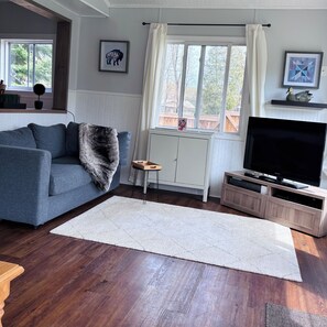 Fernseher, Videospiele, DVD-Player, Videothek