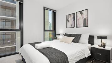 Iron/ironing board, WiFi, bed sheets