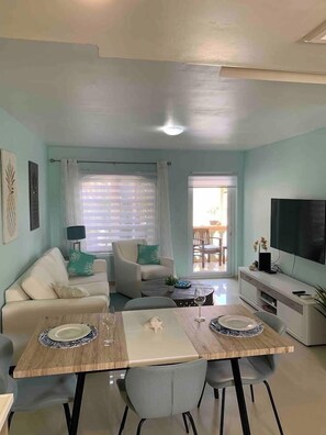 Smart TV - Relaxing 1BR1BA Condo  Patio  Pool  Close2Beach (Noord)