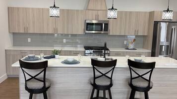 Apartamento Deluxe, no fumadores | Cocina privada