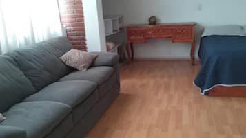 Basic Double Room, Courtyard View | Iron/ironing board, free WiFi