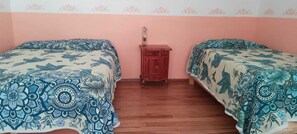 Tabla de planchar con plancha y wifi gratis 
