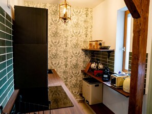 Fridge, microwave, oven, dishwasher - Chic apartment in the heart of Reims - 5 guests (Reims)