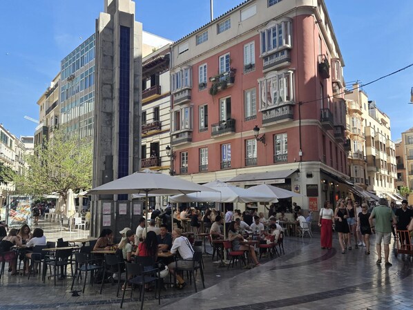 Outdoor dining - Exceptional apartment in historical center - 5 guests (Málaga)