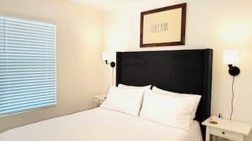 3 bedrooms, iron/ironing board, WiFi (free), bed sheets