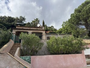 Exterior - Villa with pool, sea view - guests (La Croix-Valmer)