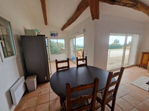 Dining - Villa with pool, sea view - guests (La Croix-Valmer)