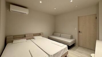 3 bedrooms, WiFi, bed sheets