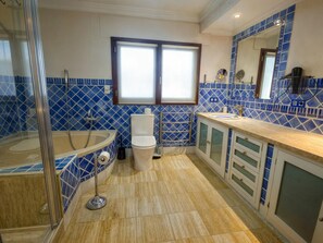 Hair dryer - Luxury villa near the sea with pool in Marbella (Estepona)