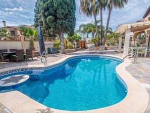 Pool - Luxury villa near the sea with pool in Marbella (Estepona)
