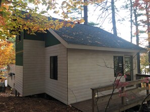 Exterior - Treehouse Vibe Cottage 75 yards from Newfound Lake. Beach & Dock & Deck Sleeps 8 (Bristol)