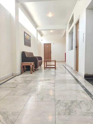 Interior - Hotel The Amrit (Jabalpur)