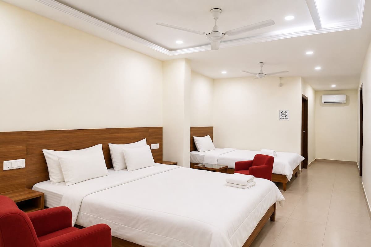 Economy Triple Room | Bed sheets