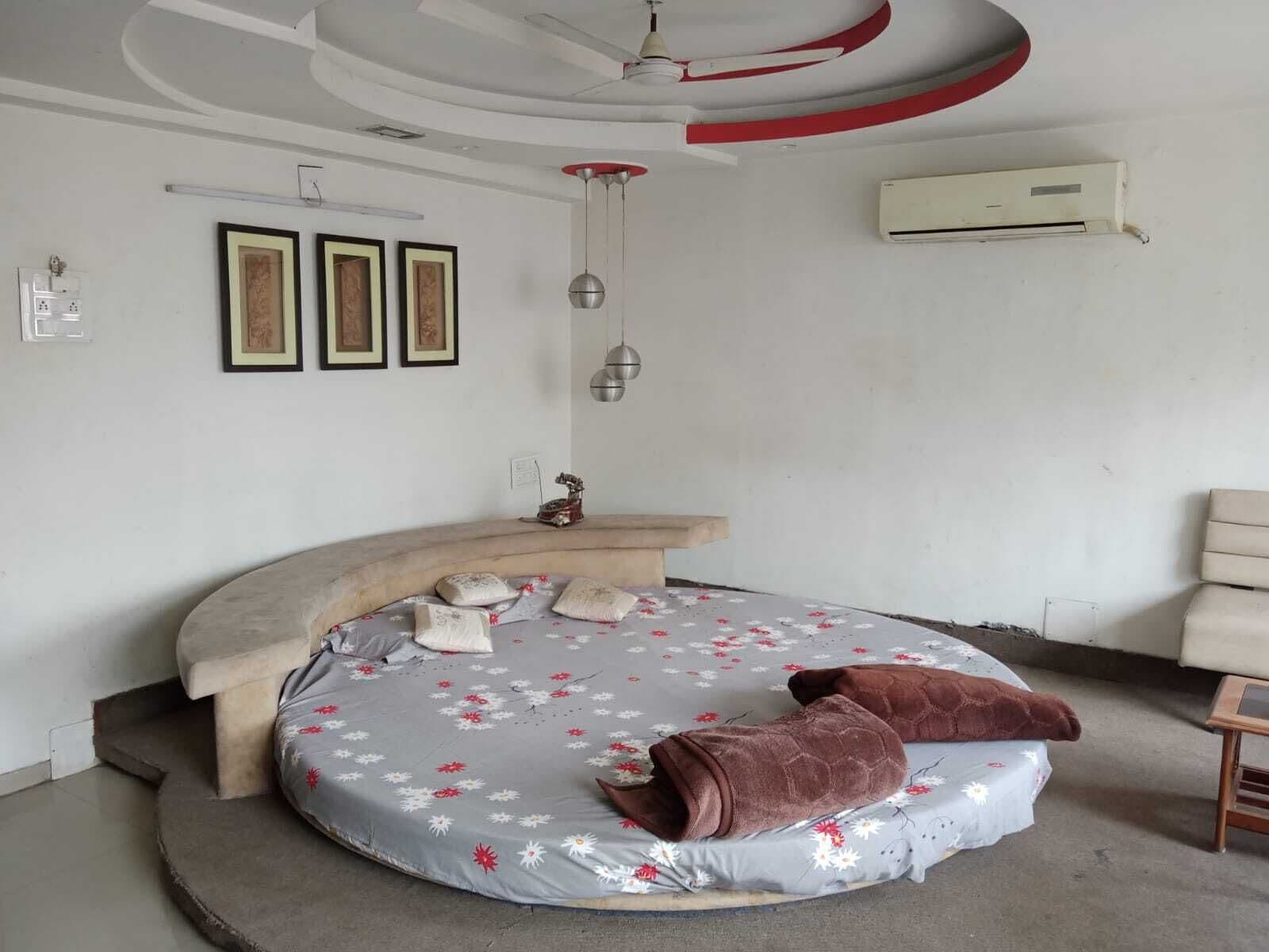 Suite, vue ville | Intérieur