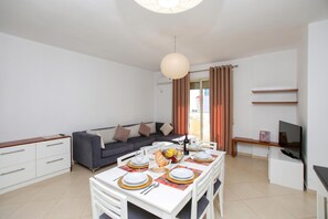 Dining - Ellin Apartment, Vlore, Albania (Vlore)