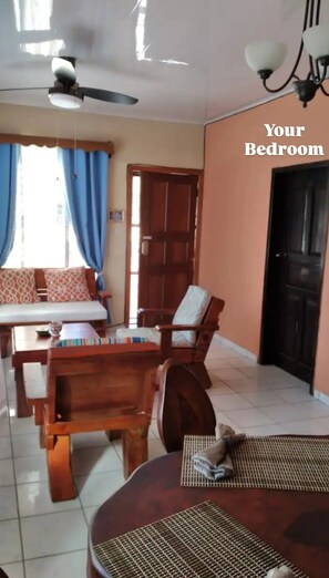 Interior - Delightful 1-bedroom house with AC in charming La Ceiba (La Ceiba)
