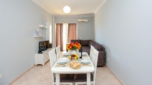 Dining - Amara Sea View Apartment 7 Floor, Vlore, Albania (Vlore)
