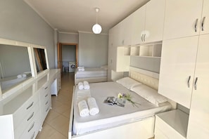 Free WiFi, bed sheets - Amara Sea View Apartment 7 Floor, Vlore, Albania (Vlore)